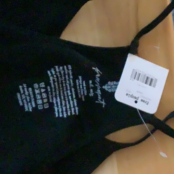 #1049 NWT Free People Movement Happiness Tank - Picture 12 of 13